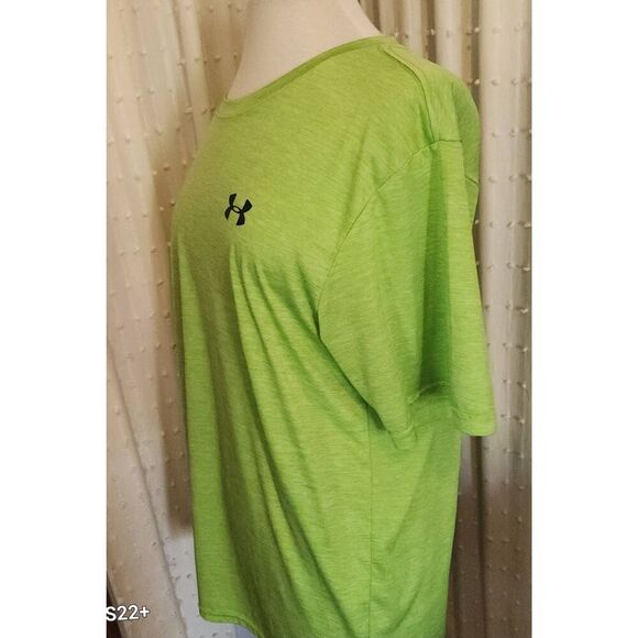 A15  Under Armour lime green athletic top, plus size - Picture 3 of 7